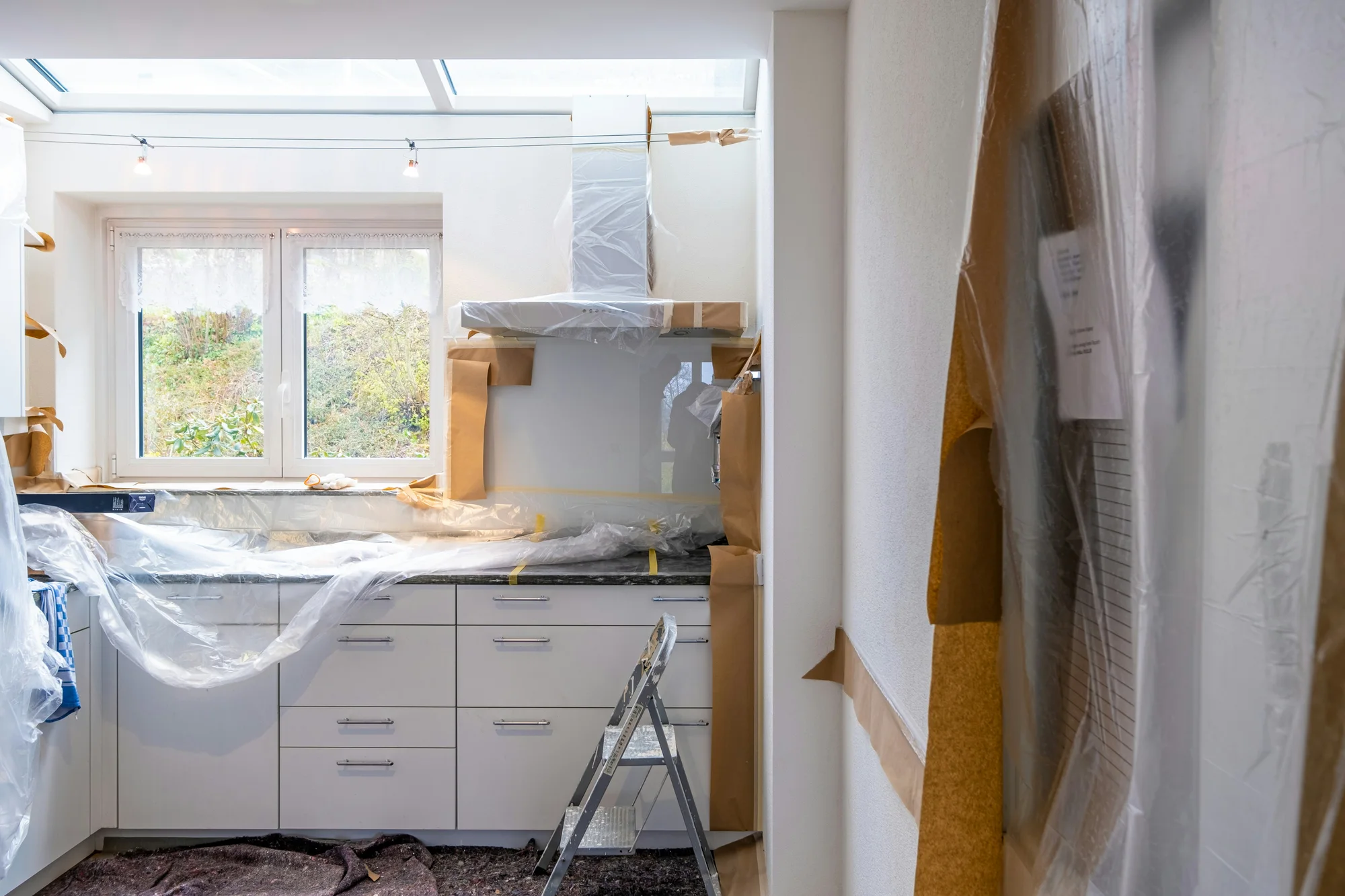 Køkken under renovering i Aalborg